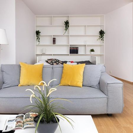 Warsaw Ursynow Modern Apartment By Noclegi Renters Bagian luar foto